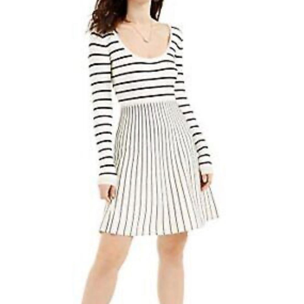 Nwt Guess dress sz S